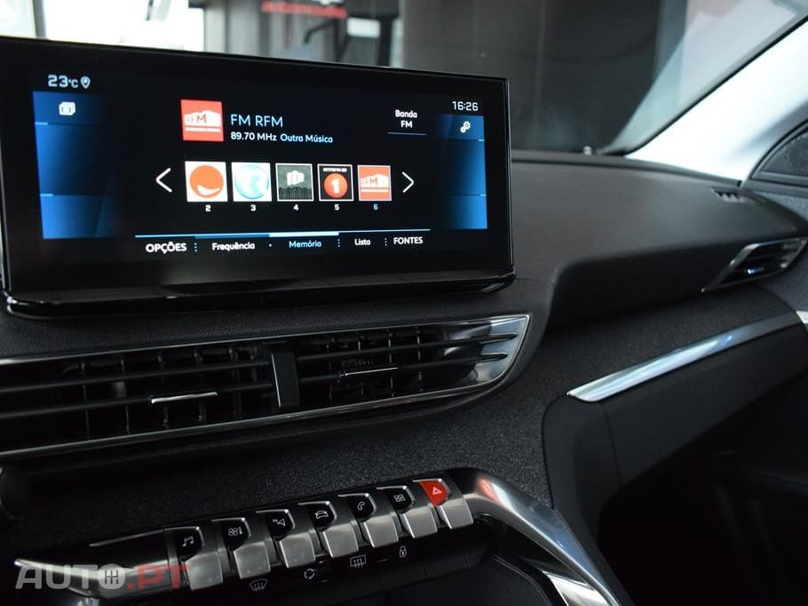Peugeot 3008 1.5 BlueHDi ALLURE 130 CV