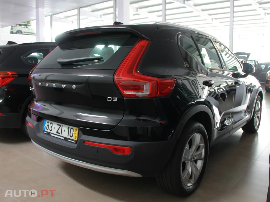 Volvo XC40 2.0 D3 Momentum