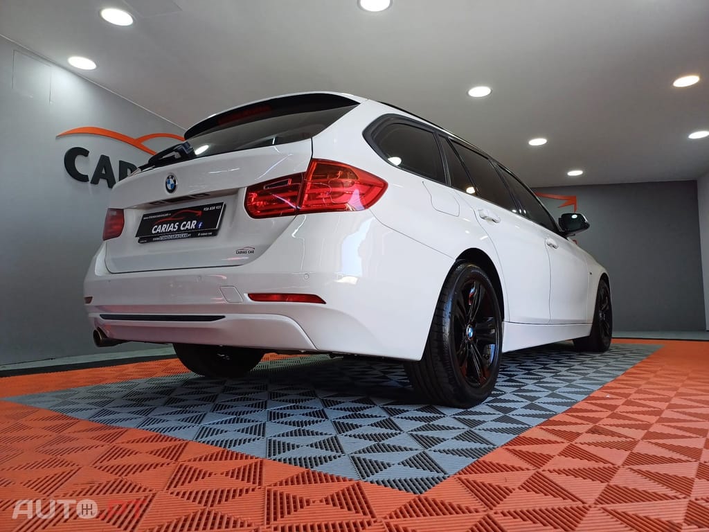 BMW 318 Touring Sport Line