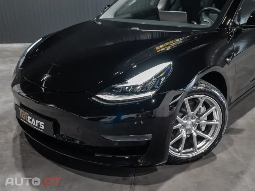 Tesla Model 3 Long-Range Dual Motor AWD
