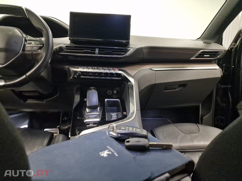 Peugeot 3008 1.6 Hybrid4 GT Line e-EAT8