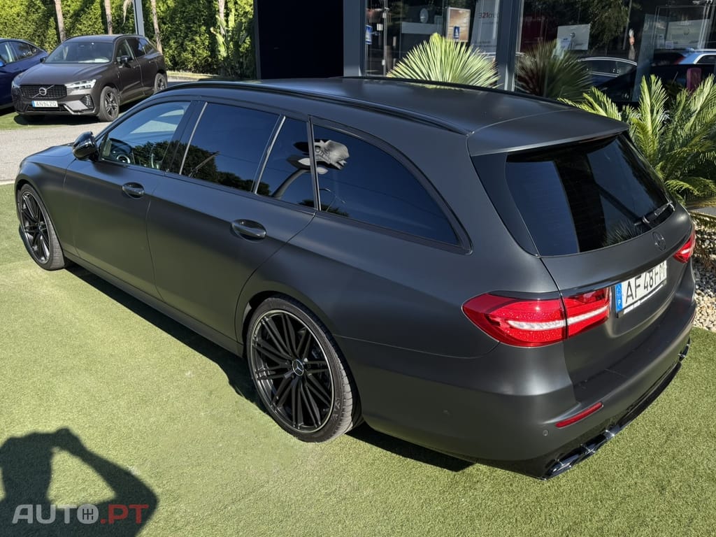 Mercedes-Benz E 220 d AMG Line