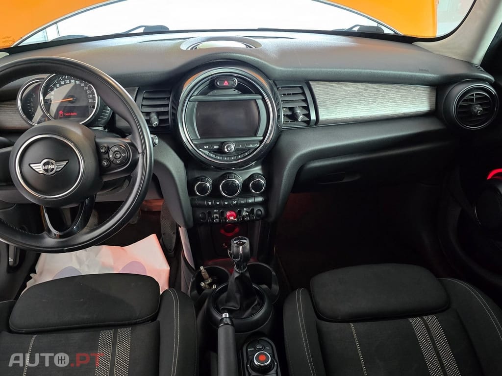 MINI Cooper Cooper SD