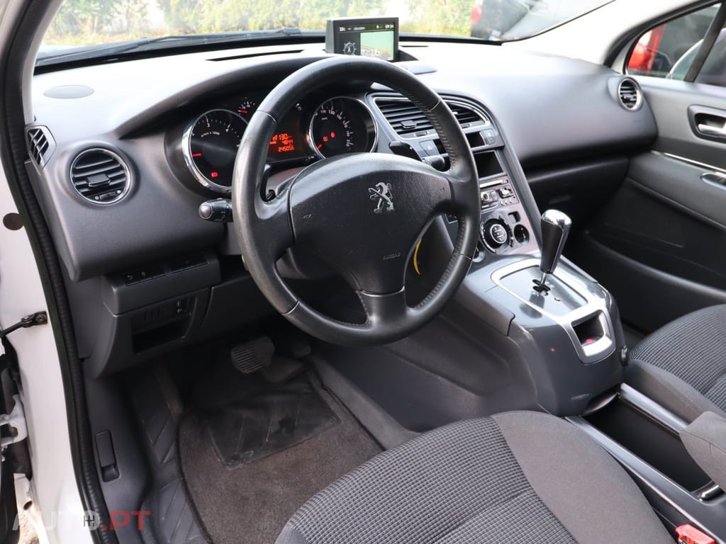 Peugeot 5008 1.6 E-HDi 7L SE Style 2-Tronic