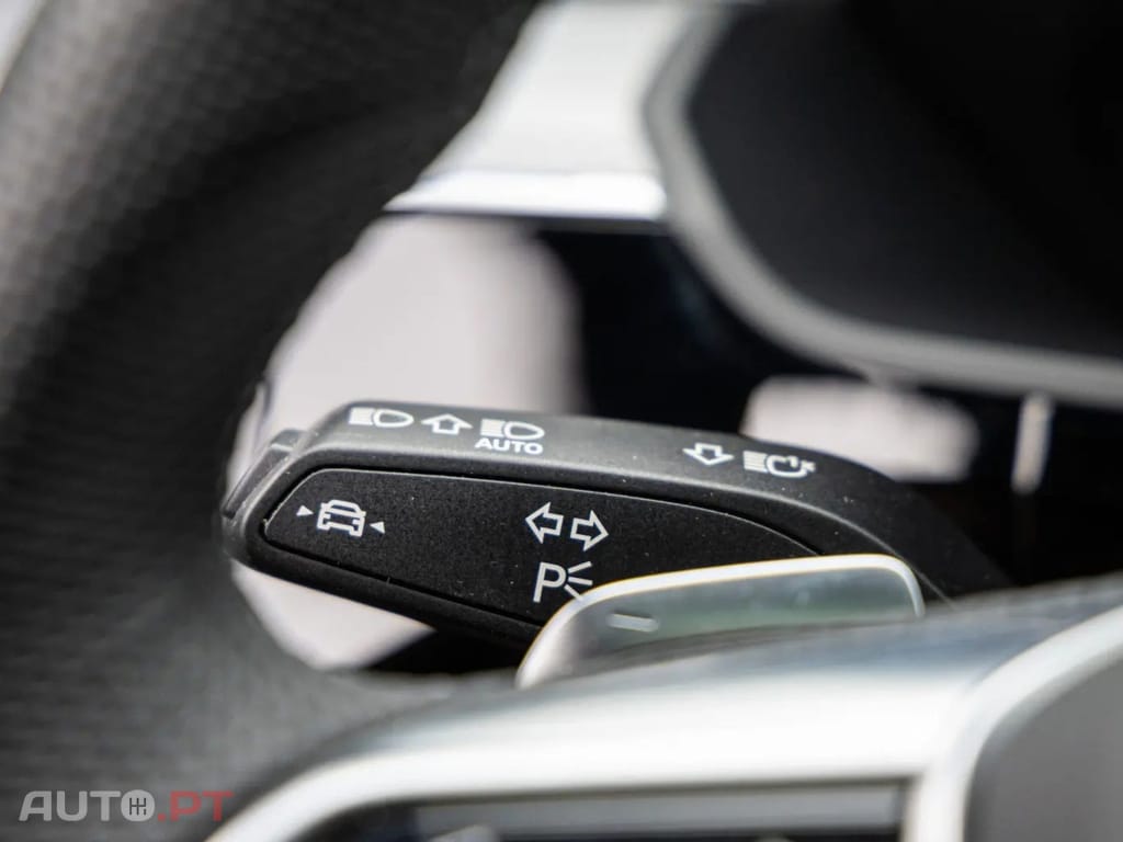 Audi Q8 E-Tron 55 2x S LINE BLACK I.V.A DEDUTÍVEL