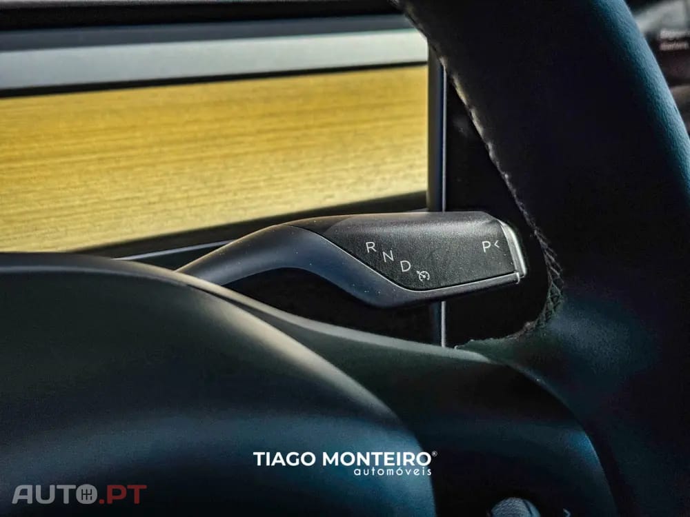 Tesla Model Y Tração Traseira