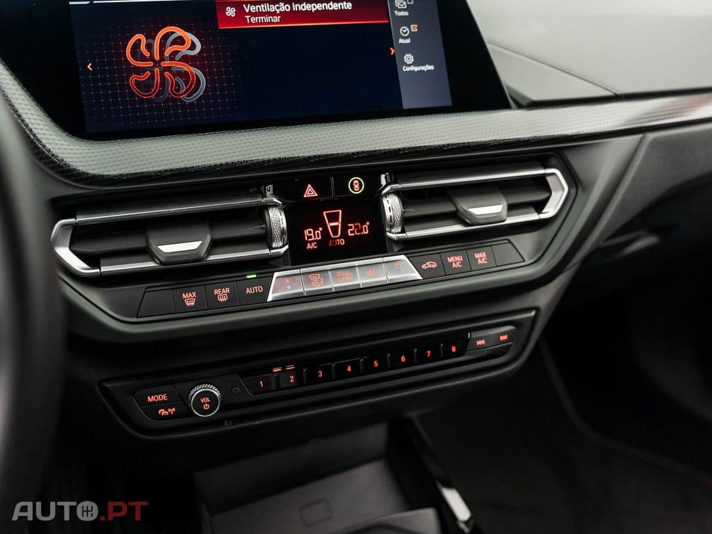 BMW 218 i Advantage
