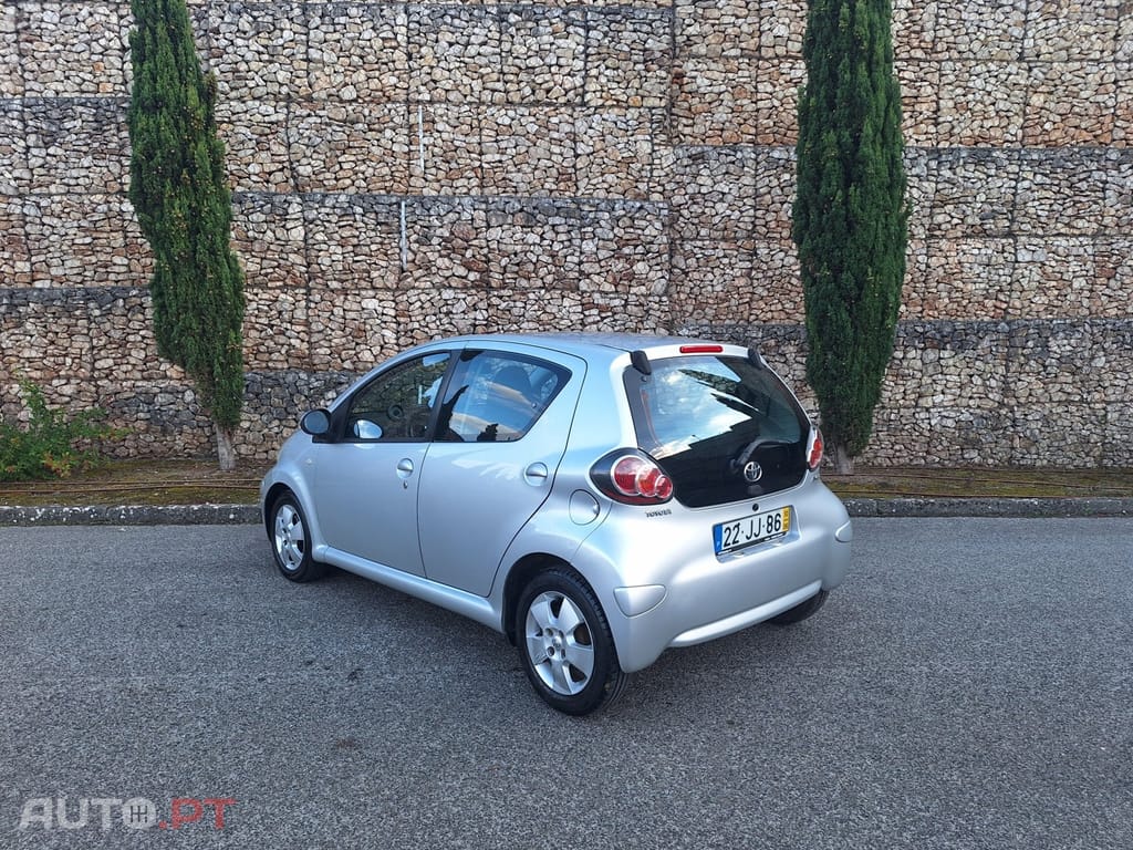 Toyota Aygo 1.0 Plus Sport Pack MM