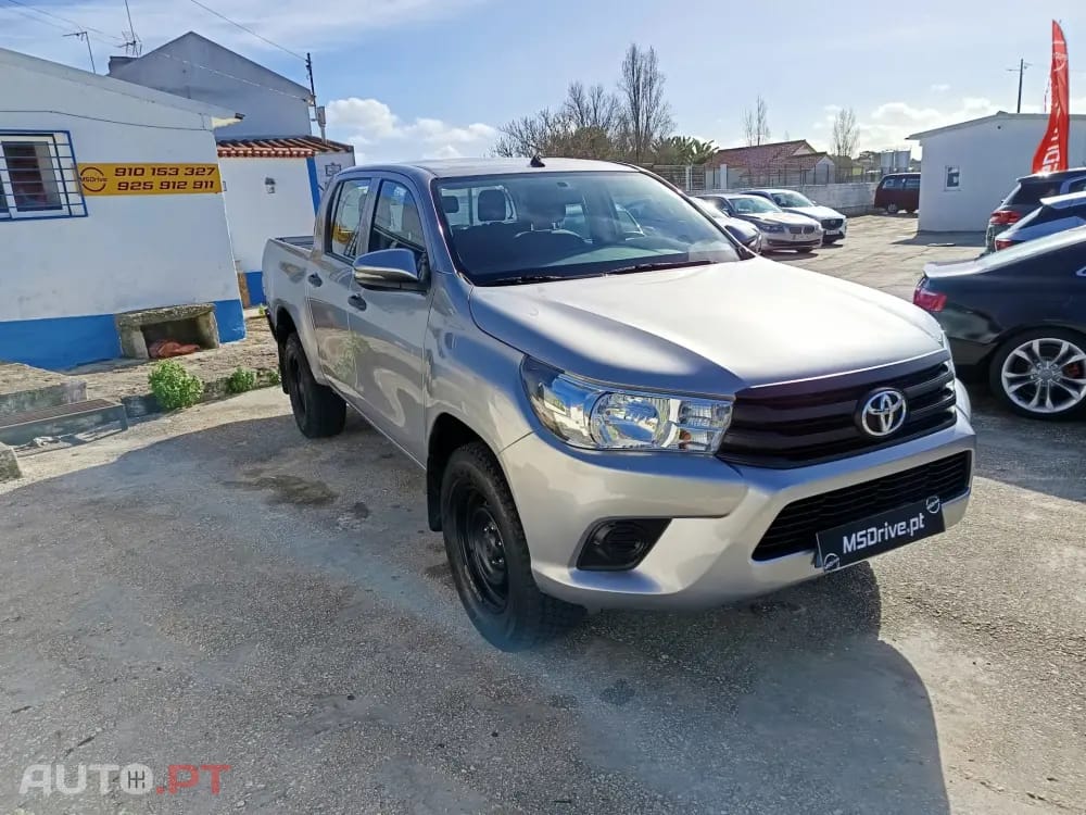 Toyota Hilux 2.4 D-4D 4WD Challenge