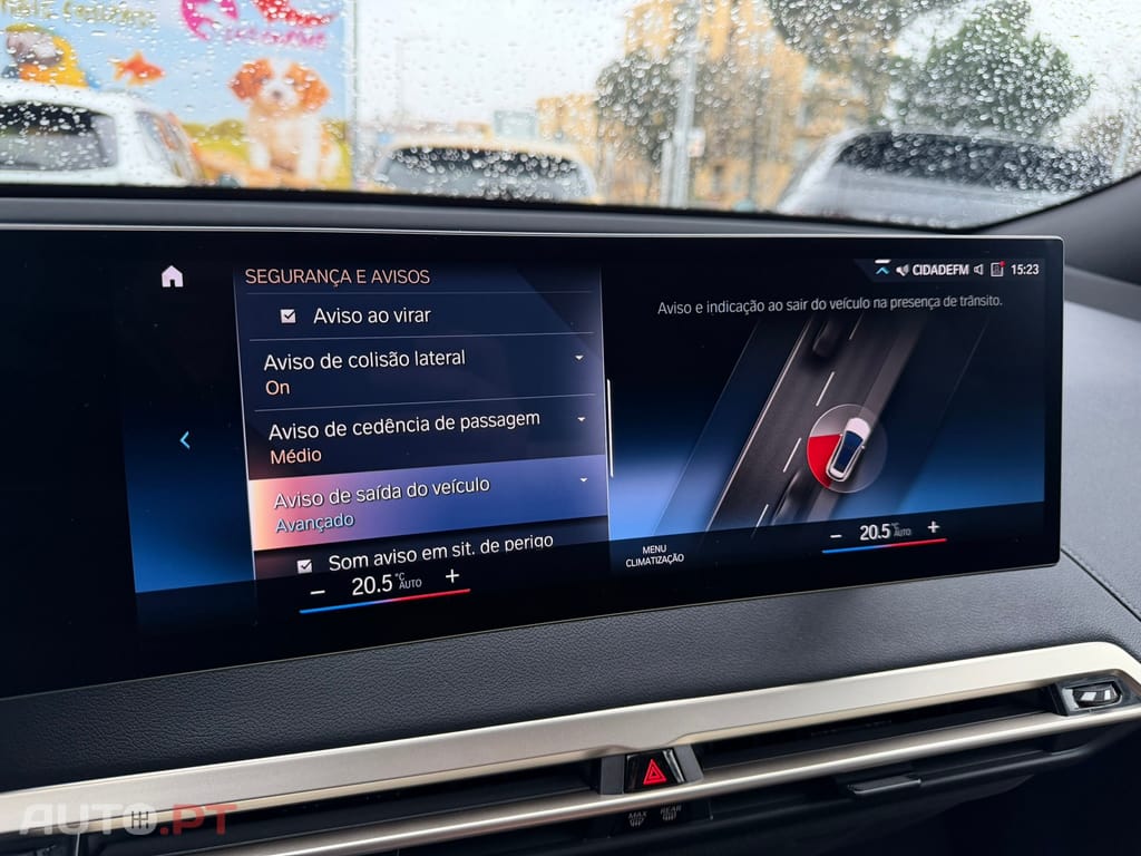 BMW iX xDrive 40 Pack Desportivo