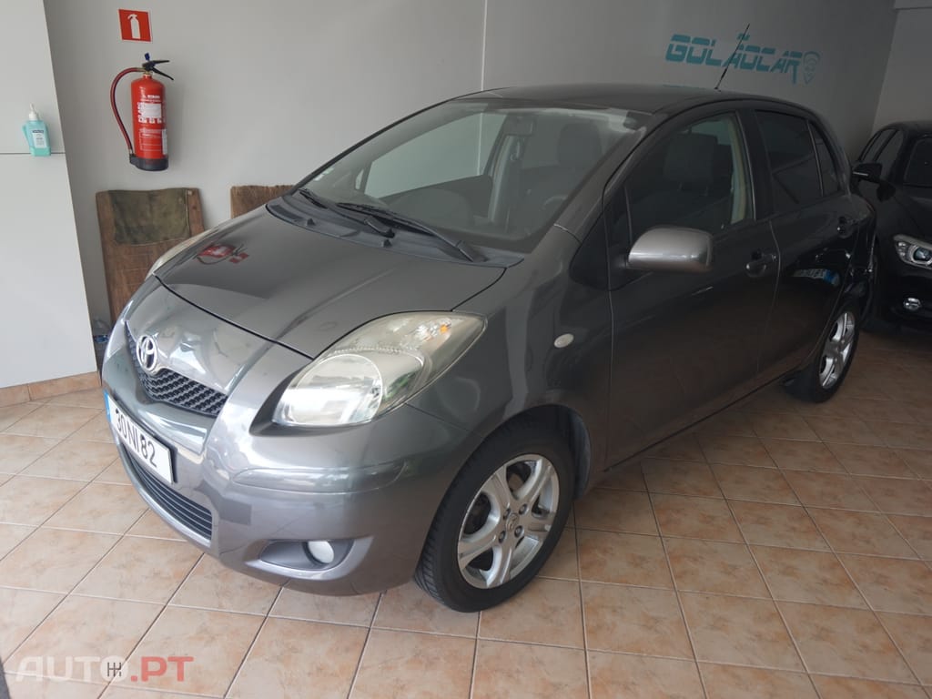 Toyota Yaris 1.0 VVT-i Confort