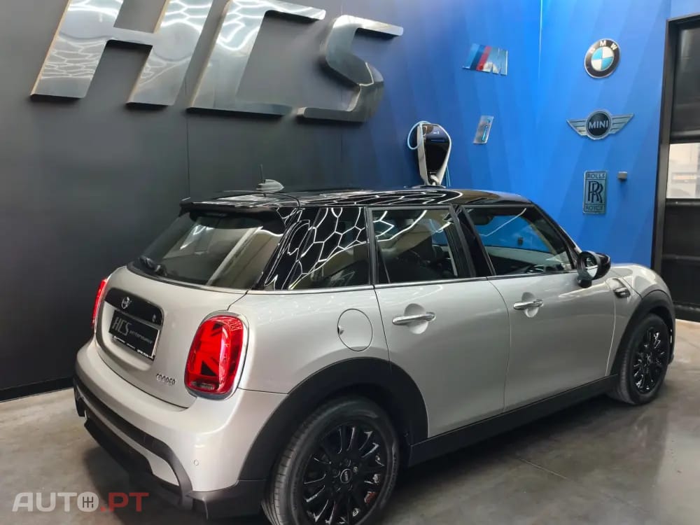 MINI Cooper Cooper Camden Edition Auto