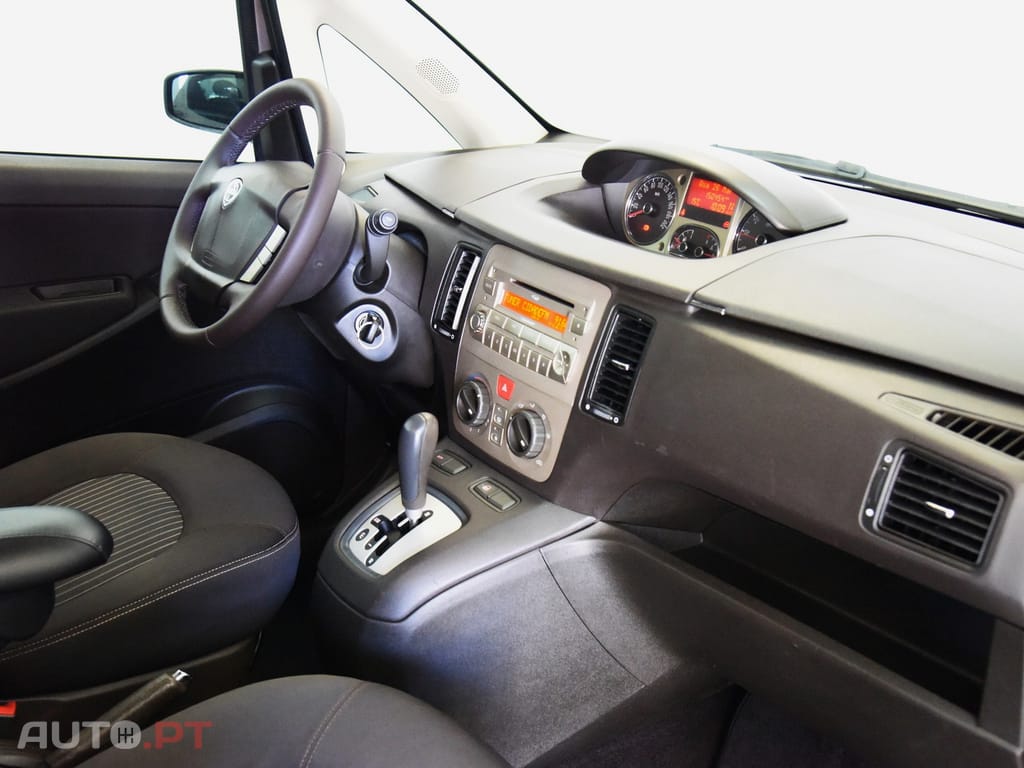 Lancia Musa 1.3 16V M-jet Platino DFN
