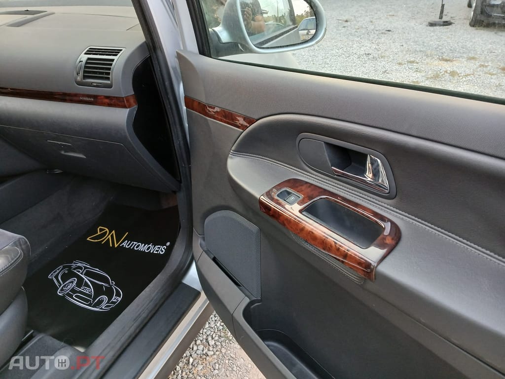 Volkswagen Sharan 1.9 TDI 7Lugares