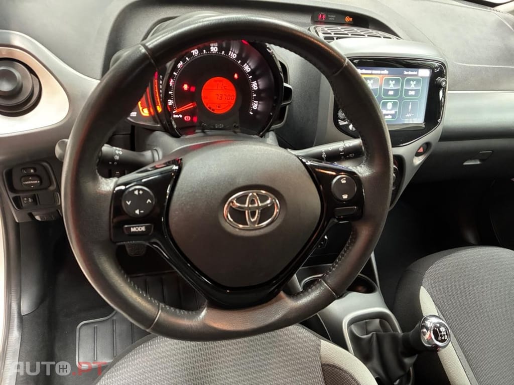 Toyota Aygo 1.0 X-Play