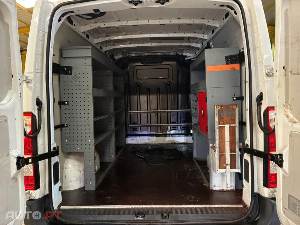 Renault Master 2.3 dCi L1H1 3.5T