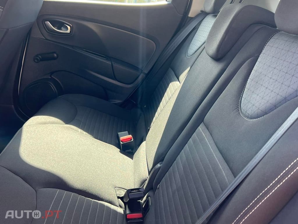 Renault Clio LIMITED