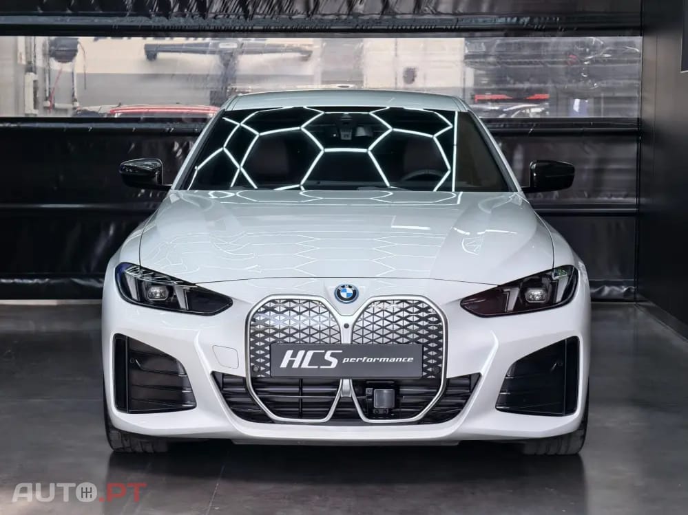BMW i4 eDrive40 Pack Desportivo M Pro