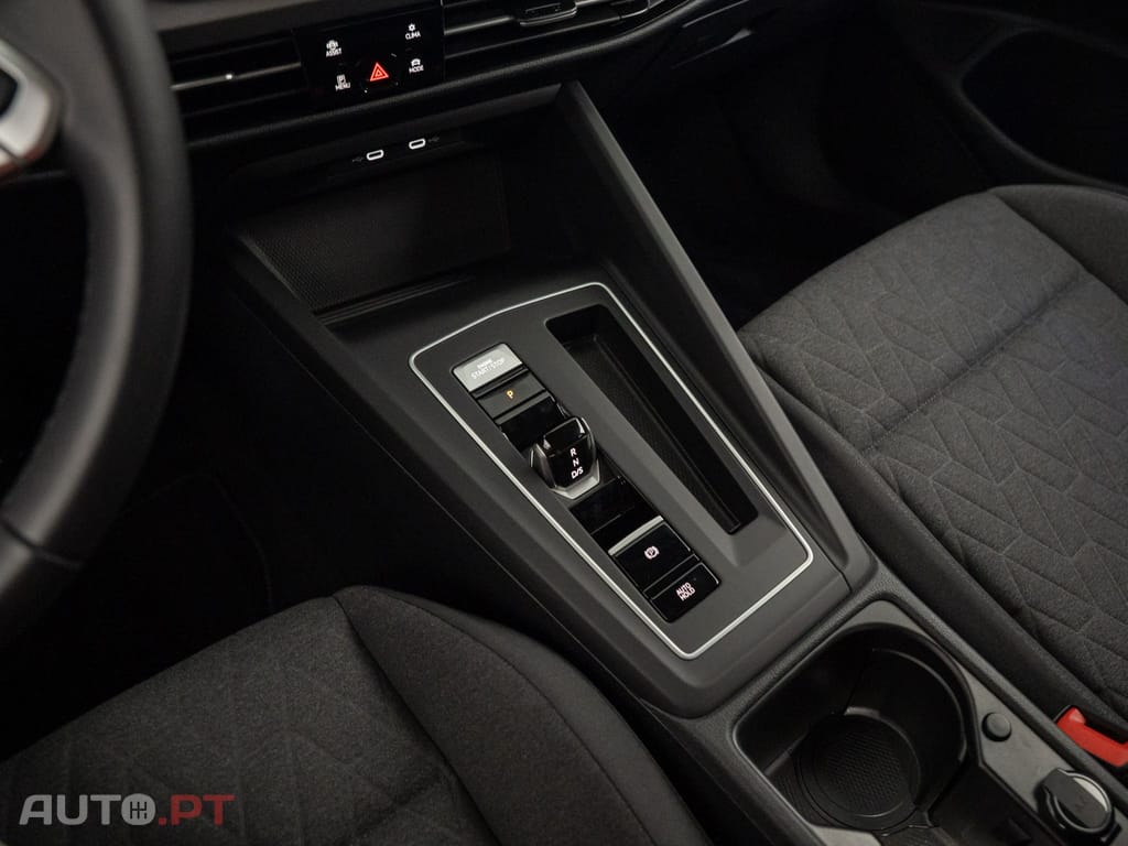Volkswagen Golf 1.5 TSI e-Hybrid Life DSG