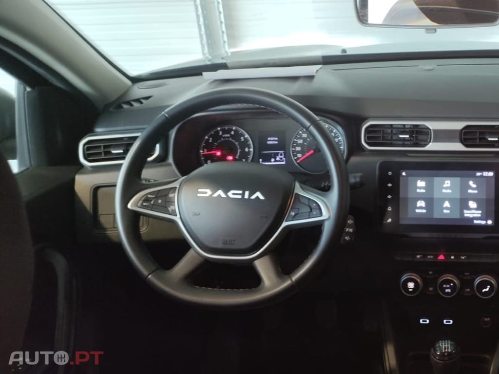 Dacia Duster Journey