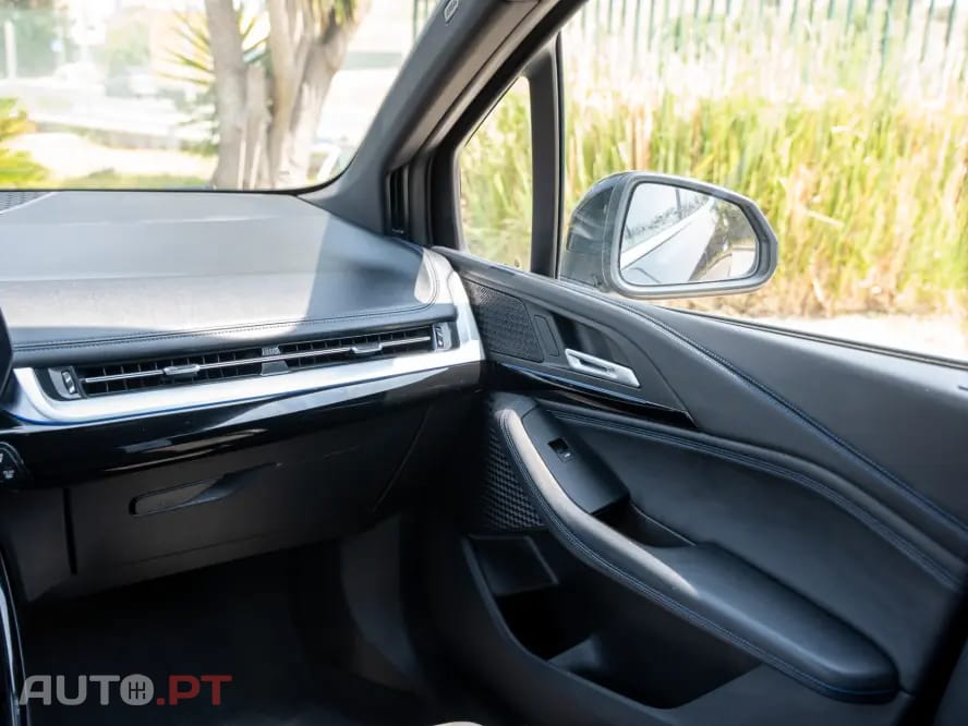 BMW 225 e xDrive Pack Desportivo M