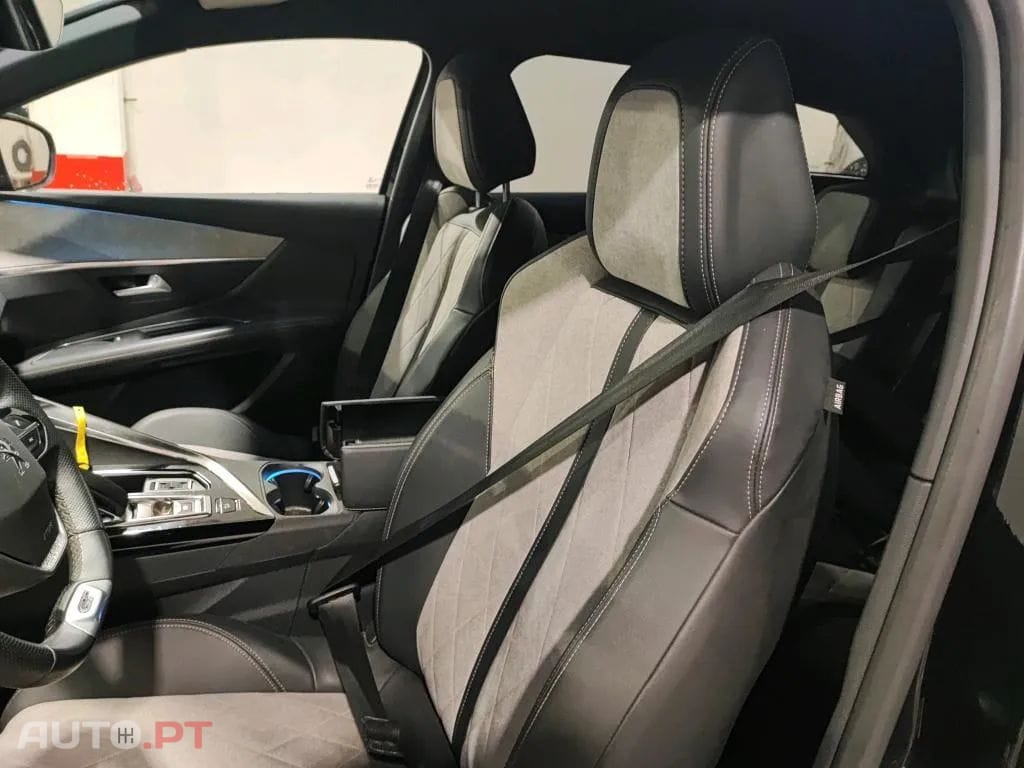 Peugeot 3008 1.6 Hybrid4 GT e-EAT8