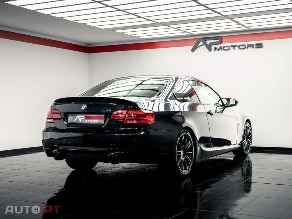 BMW 320 d Coupe Edição M