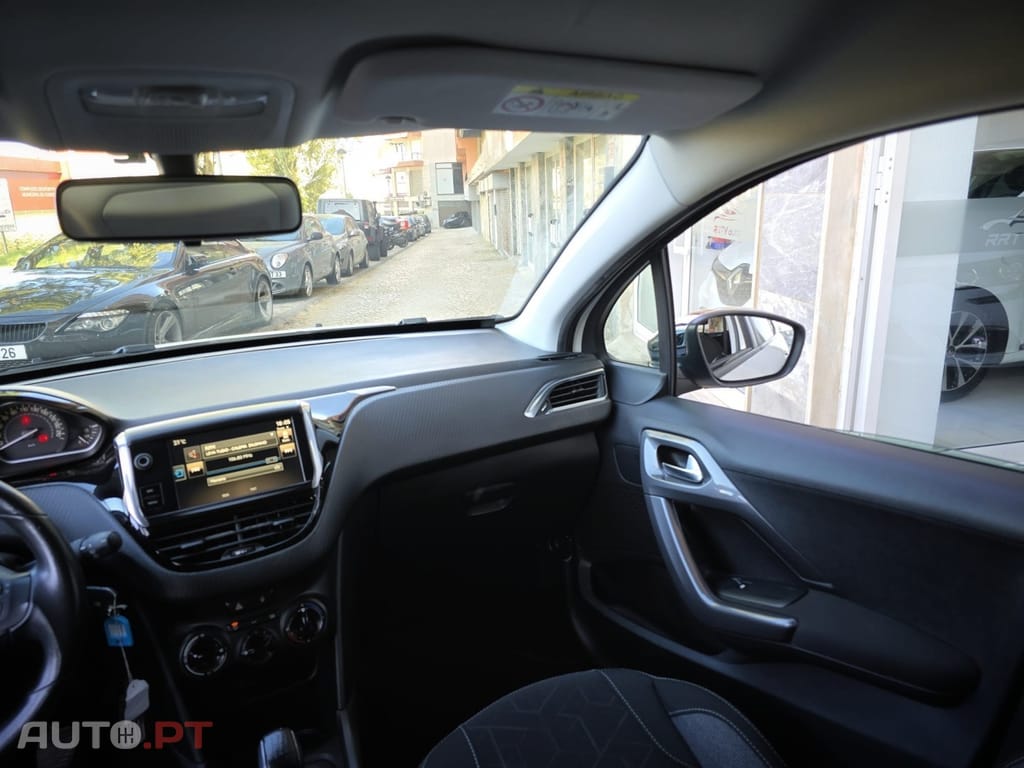 Peugeot 2008 1.2 PureTech Active