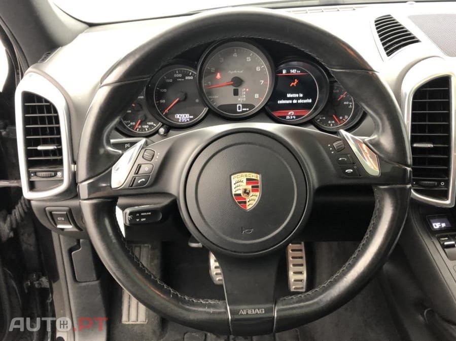 Porsche Cayenne S Hybrid