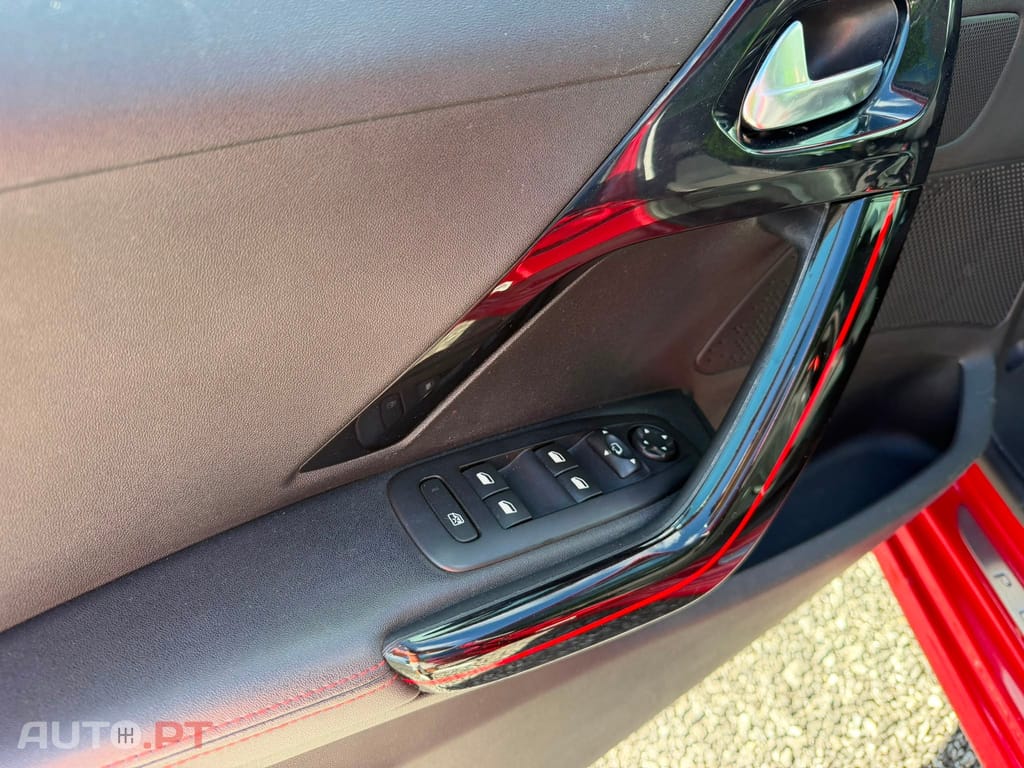 Peugeot 208 1.2 PureTech GT Line