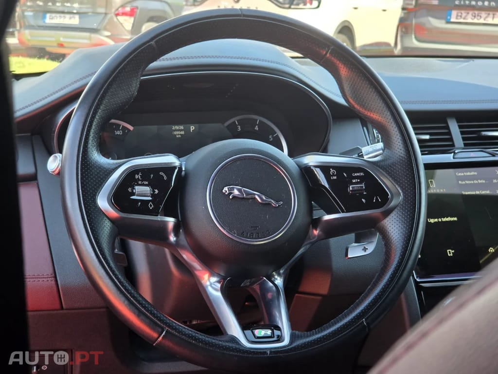 Jaguar E-Pace P300e AWD R-Dynamic S