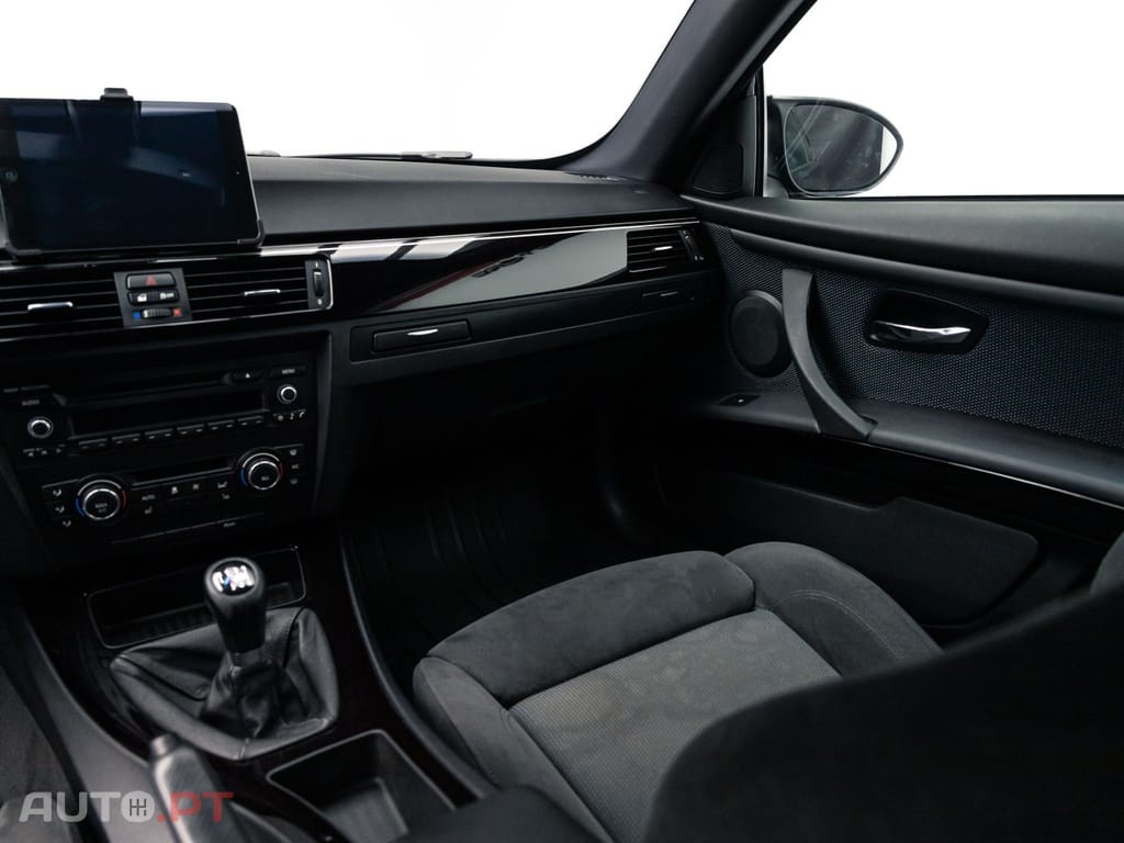 BMW 320 d Coupe Edição M