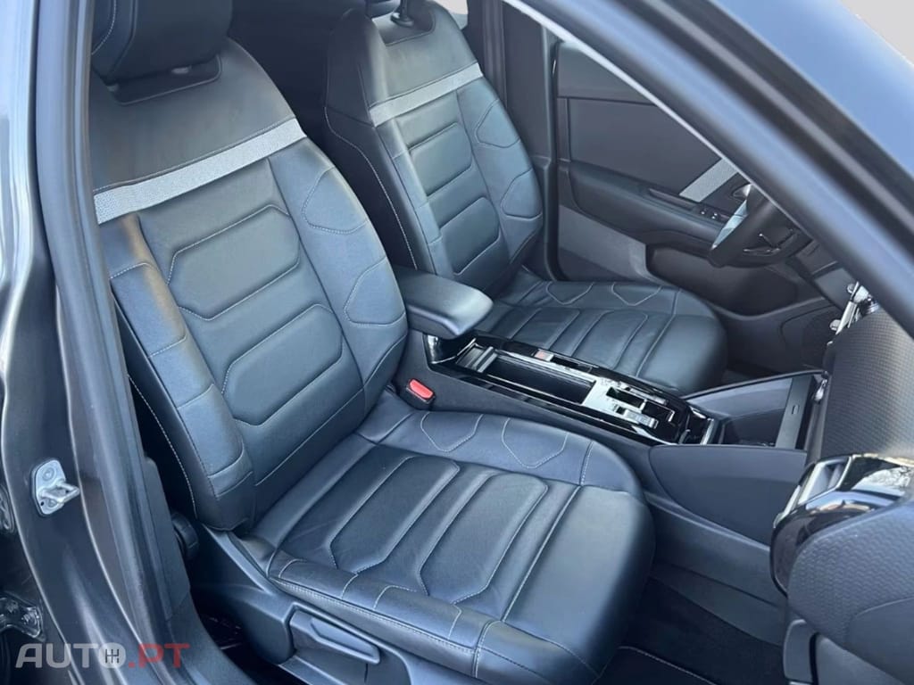 Citroen C4 1.5 BlueHDi Shine EAT8