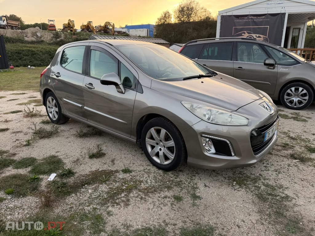 Peugeot 308 1.6 e-HDi Access CVM6