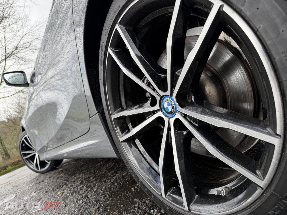 BMW 330 e Pack 50 anos M Auto