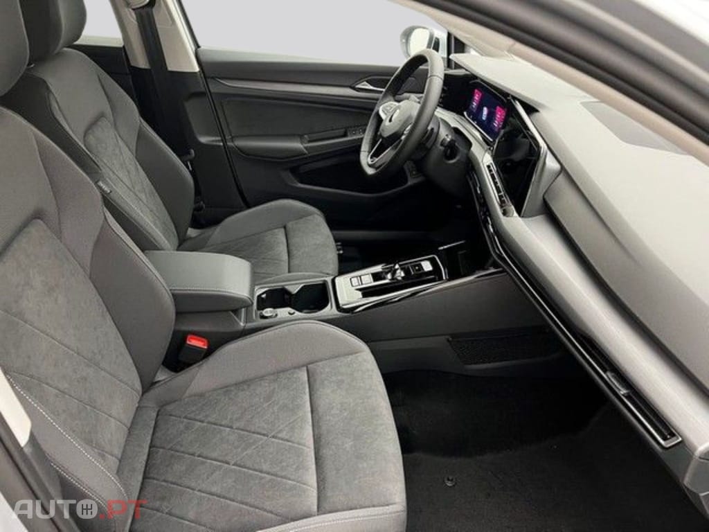 Volkswagen Golf I.V.A DEDUTIVEL 1.4 eHybrid DSG Style  
