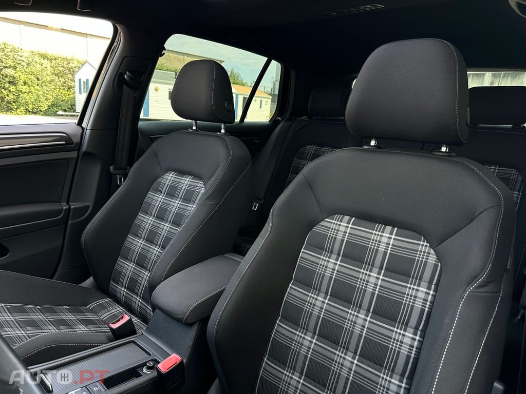 Volkswagen Golf GTD BlueMotion