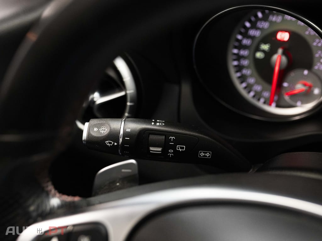 Mercedes-Benz CLA 200 d Shooting Brake AMG Line Aut.