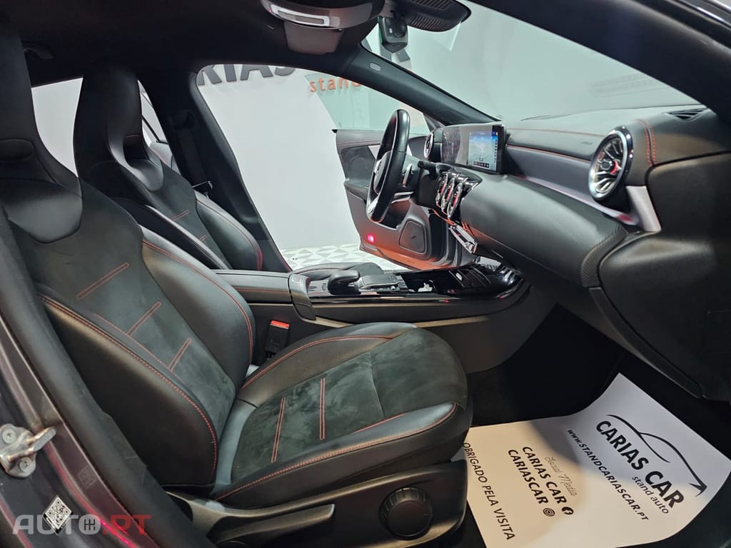 Mercedes-Benz CLA 180 Shooting Brake 7G-DCT AMG Line