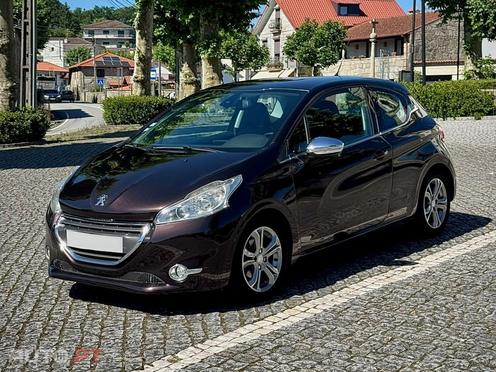 Peugeot 208 1.6 e-HDi Allure