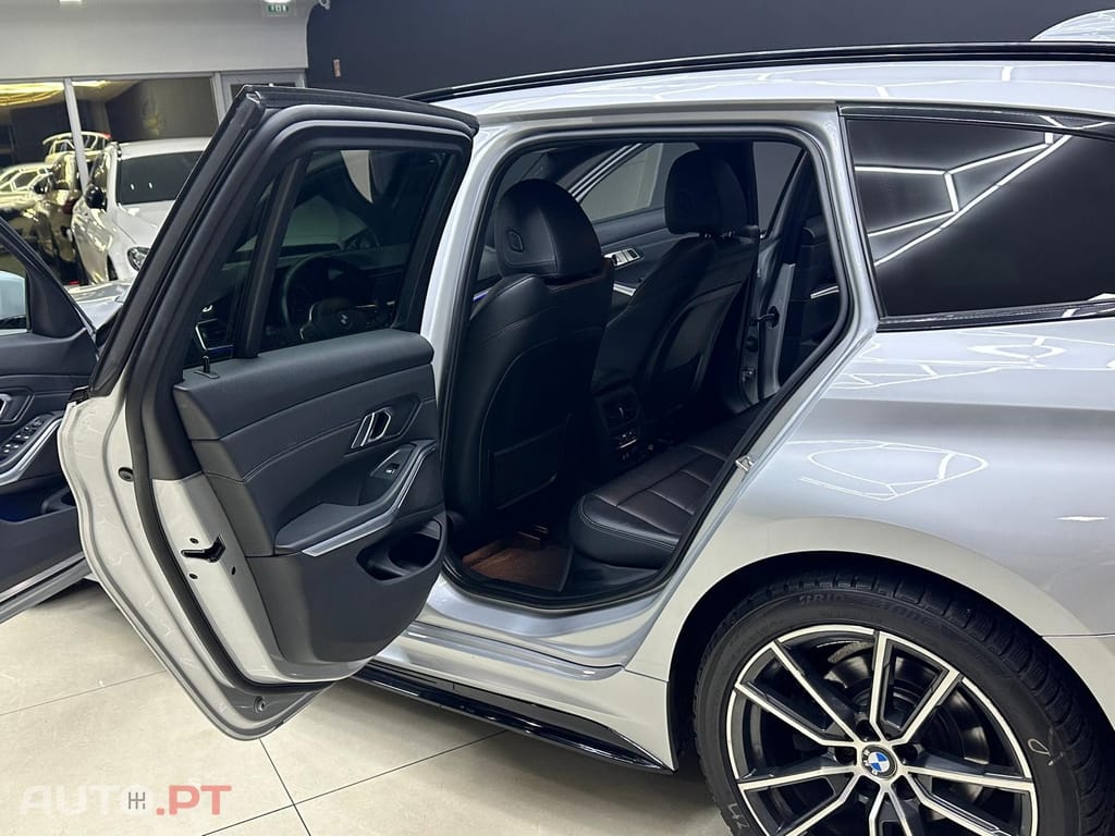 BMW 320 d Touring Pack M Auto