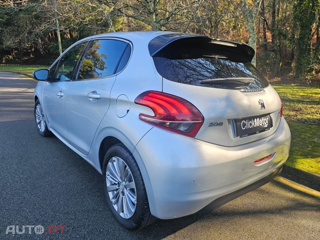 Peugeot 208 Blue-HDi 100 Stop&Start Allure