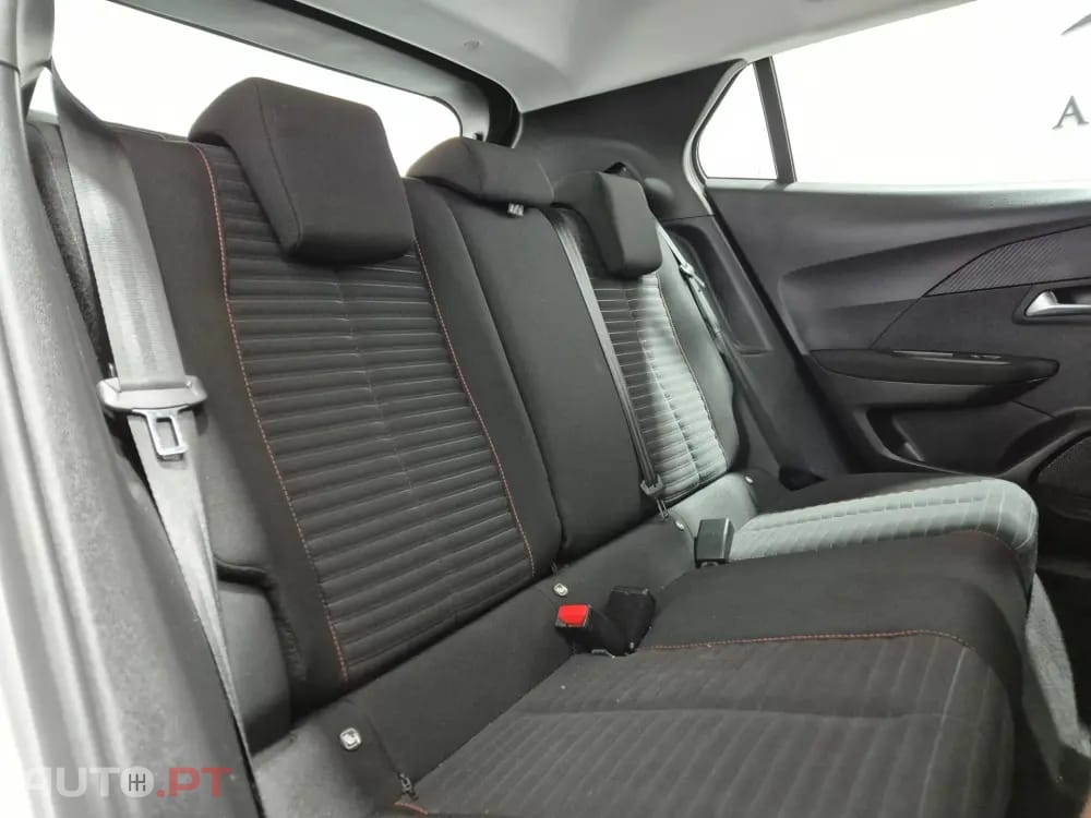 Peugeot 2008 1.5 BlueHDi Active