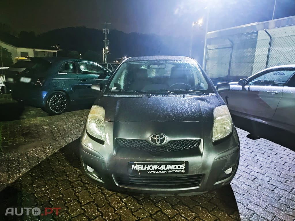 Toyota Yaris Hatchback