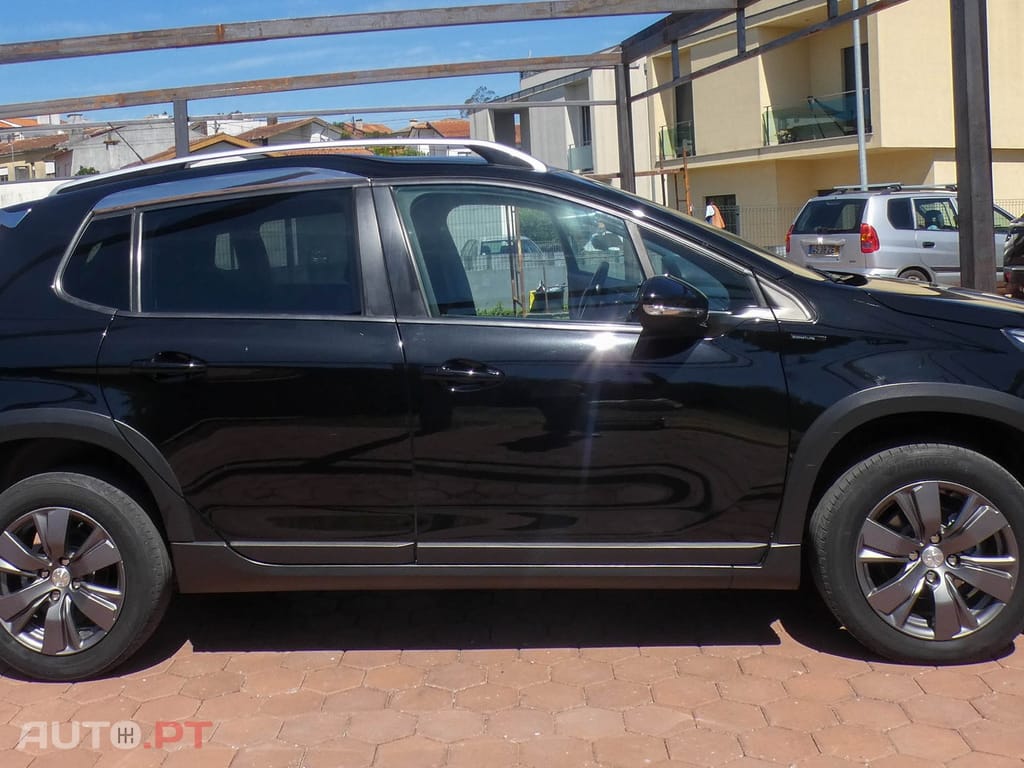 Peugeot 2008 1.5 BlueHDi Style