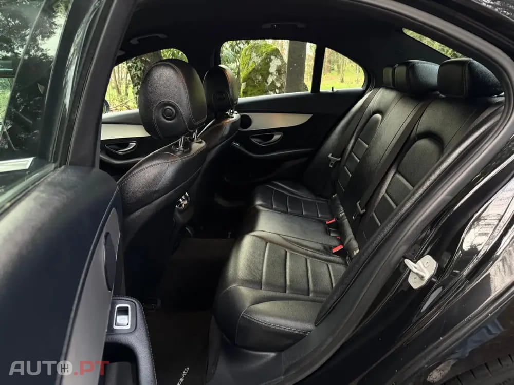 Mercedes-Benz C 300 h AMG Line