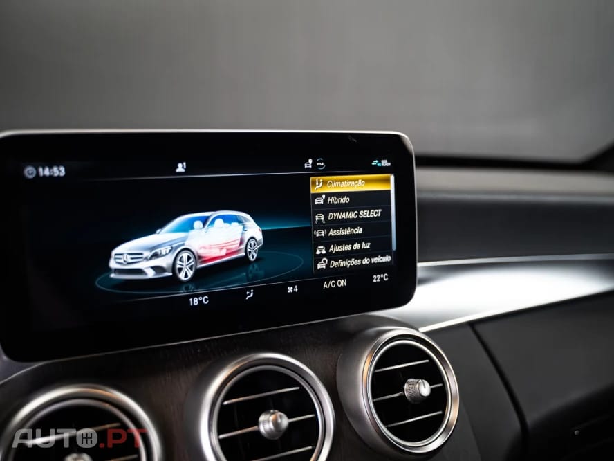 Mercedes-Benz C 300 e AMG Line