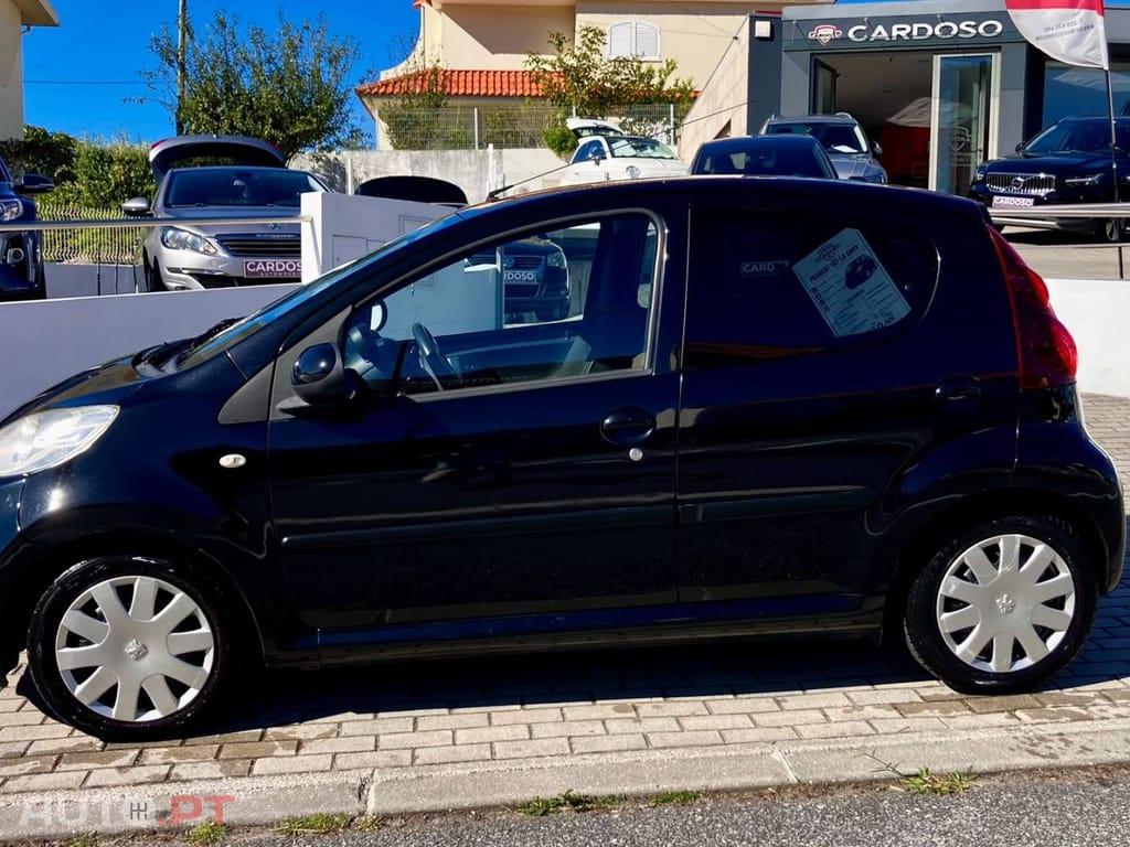 Peugeot 107 1.0 SE Envy 2-Tronic