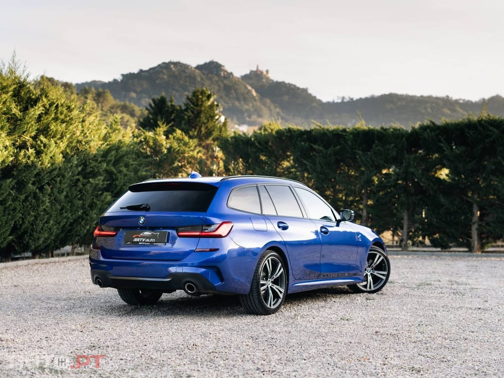BMW 320 d Pack Desportivo M Auto