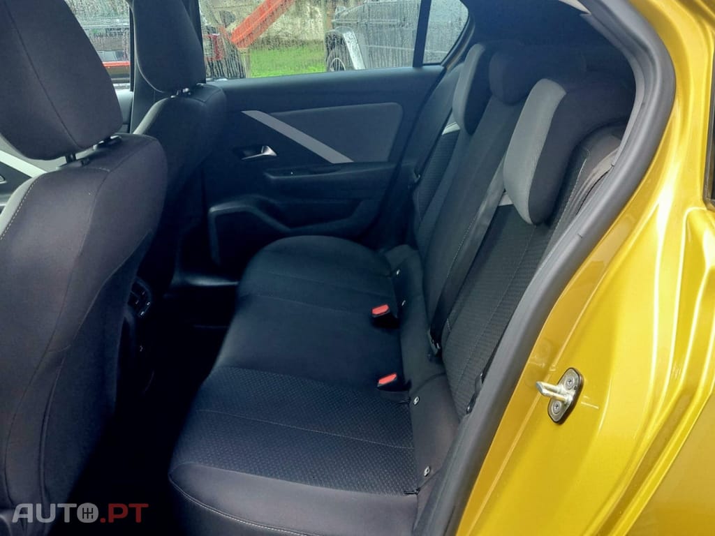 Opel Astra 1.5 D Elegance